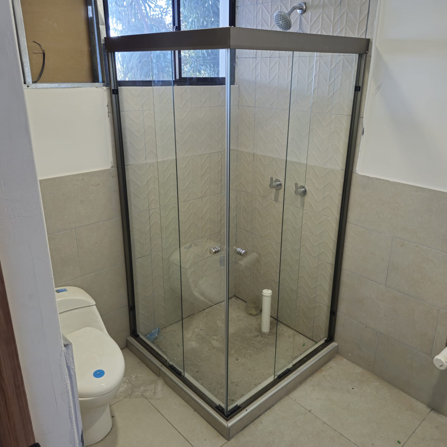 Puerta de baño doble corrediza